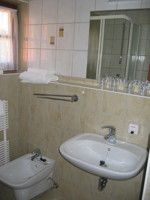 Turisticna Kmetija Cebelji Gradic Apartment Rogašovci Стая снимка